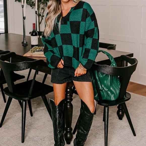Black and Green Checkered Sweater - Picture 2 of 8